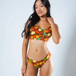 The Acorn Hoard - Fall Leaves Seamless Thong